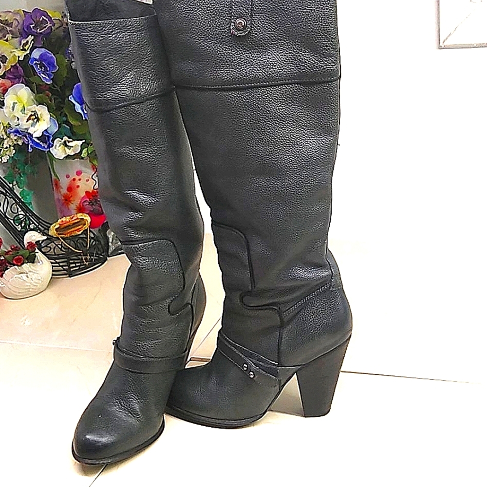 Sam Edelman Black Pebble Leather Heel Boots